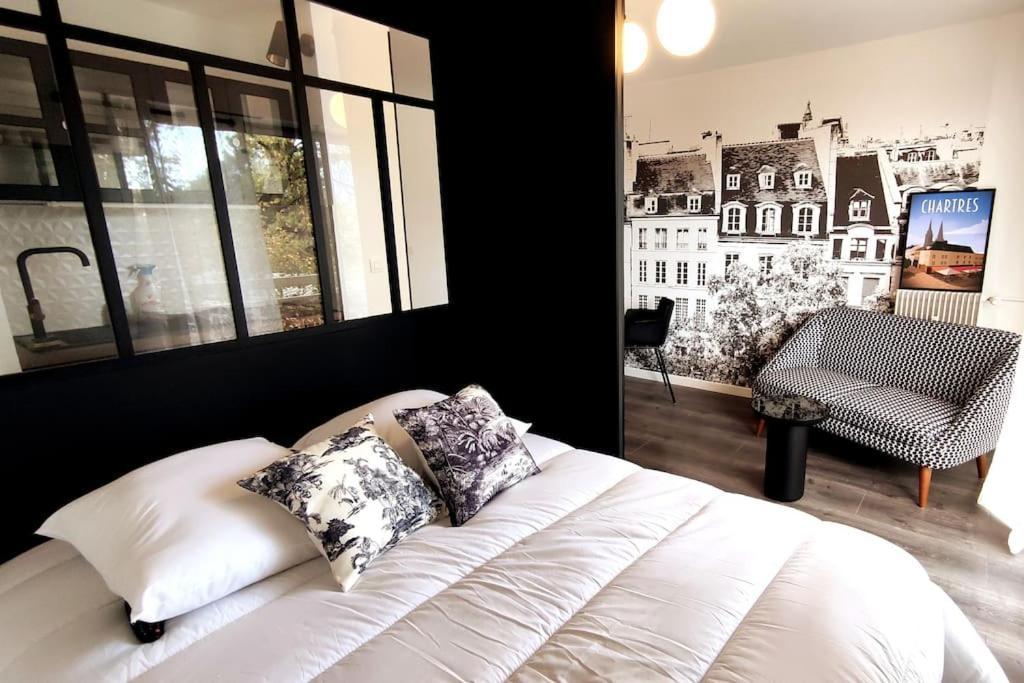 Apartamento Le P'Tit Beauce Au Coeur De Chartres Exterior foto